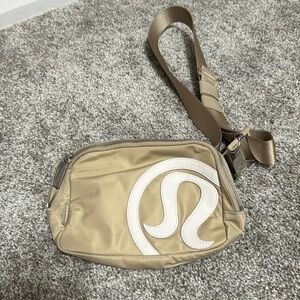 Lululemon belt bag